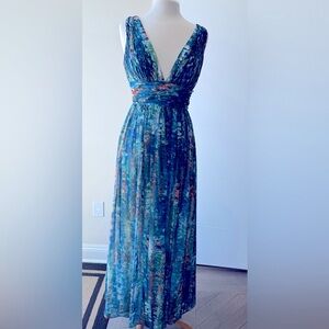 Aidan Mattox Blue Plunge Neck Sleeveless Maxi Dress size 6